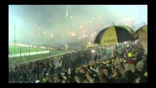 Copa Libertadores Recibimiento Peñarol  Velez [upl. by Emelun]