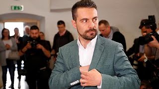 Ungheria il leader di Jobbik si dimette [upl. by Ainnat]