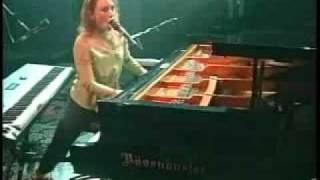 Tori Amos quotBlood Rosesquot Sept 24 1999  Las Vegas [upl. by Laven]