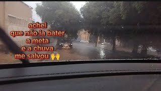 Uber mesmo na chuva correndo altos riscos com dinâmico lá embaixo uber 99pop vlog app [upl. by Coryden]