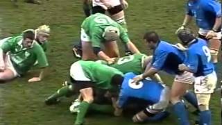 Alessandro Troncon vs Peter Stringer red card [upl. by Cirdek]