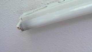 How to change a fluorescent tube both types [upl. by Haggerty123]