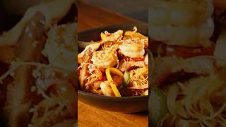 Try the boss’ favorite dish Singapore Noodles httpslinktreeWokstarexpress [upl. by Ilil]