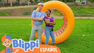 Programa de juegos de Blippi  Batalla de los gemelos  Blippi Español Videos educativos para niños [upl. by Ear]