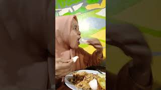 Krispi krep funny food relatable eating sambilancuan [upl. by Boynton225]