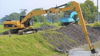 Long Arm Excavator Digging The River Canal CAT 320D L Komatsu PC200 [upl. by Edythe]