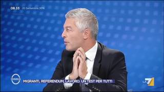 Referendum Morra M5S Se vince il NO Renzi deve presentarsi in Parlamento [upl. by Massimo]