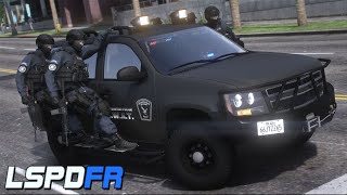 GTA 5 POLICIA  SWAT PERSECUCION A CAMION CON CARGAMENTO IL3G4L  TheAxelGamer [upl. by Akineg]