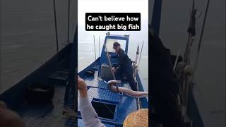 Cant believe how he caught big fish fishinglife fishtank fisherman fishvideo river aquarium [upl. by Ynnor]