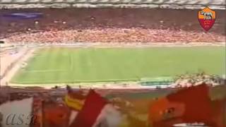 Coro AS Roma 2001Totti Totti Totti gol [upl. by Novihc]