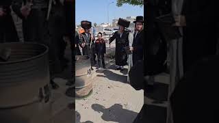 Trebishaner Rebbe Burning Chametz Erev pesach 5784 [upl. by Annawaj377]