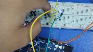 Arranque directo mediante placa de Arduino con led y pulsadores [upl. by Natsrik382]