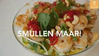 Oosterse salade met wok garnalen [upl. by Seravart]