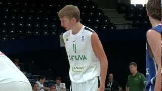 U16 Domantas Sabonis Dunk [upl. by Acinod]