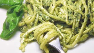 Linguine al Pesto  Ricetta Crudista di CBE [upl. by Oranneg131]