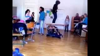 HarlemShake BRG ViktringKlasse 2DF [upl. by Aglo]