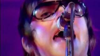 Oasis Acquiesce Live TOTP 2002 [upl. by Leanor831]