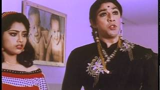 Sathyaraj In Girl Costume Cheating Meena  Maaman Magal [upl. by Garris793]