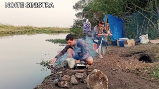 Acampamento as MARGENS de um valão DESERTO até amanhecer pescando e cozinhando [upl. by Haldi]