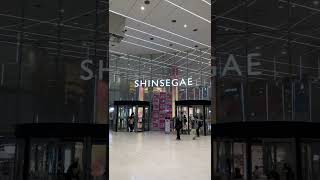 부산 센텀시티 지하철역 신세계백화점 지하도 연결된 입구  Shinsegae Department Store Centum City Busan Korea [upl. by Jermaine]