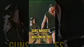 Guns n Roses live Wisconsin 1991 gunsnroses slash axlrose duffmckagan live [upl. by Primavera]