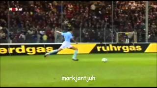 Pierre van Hooijdonk free kick  sc Freiburg vs Feyenoord UEFA Cup 20012002 [upl. by Emersen927]