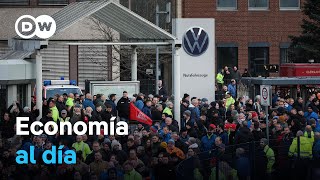 Los trabajadores de VW se declaran en huelga [upl. by Gambrill908]