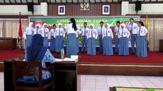 BERKIBARLAH BENDERAKU Paduan Suara SMA N 1 JATINOM KLATEN [upl. by Adnahc]