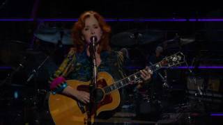 Bonnie Raitt w Crosby Stills and Nash  Love Has No Pride  Madison Square Garden  20091029amp30 [upl. by Cora]