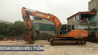 Review Máy Xúc DOOSAN DX300 LCA Đời 2010 Giá Hơn 1 Tỷ Đồng  Xuân Mạnh Vlogs [upl. by Greta869]