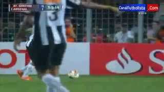 Gol De Ronaldinho  Atletico Mineiro VS Arsenal Copa Bridgestone Libertadores 2013 [upl. by Vanhomrigh]