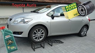 Oil Change Toyota Auris 16 VVTi 91kw changeoil toyota auris [upl. by Dlareme603]