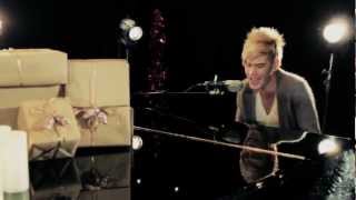 Colton Dixon  quotJingle Bellsquot [upl. by Mathur267]