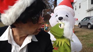 Im So Glad Christmas Is Over  Kermit amp Dylan Sing Humbug [upl. by Teplitz]