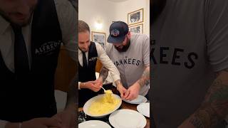 Cucino le FETTUCCINE ALFREDO a Roma 🍝  MochoHf [upl. by Frieder]