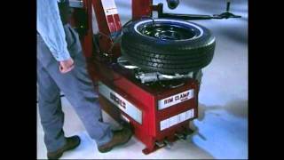 Coats 9024 Tire Changer video 2 [upl. by Arihsa364]