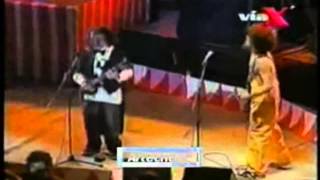 Tirale un Ajo Sonido Mejorado En Vivo  Florcita Motuda [upl. by Portuna]