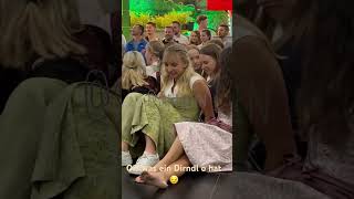 Alles was ein Dirndl an hat oktoberfest devilswheel [upl. by Gino]