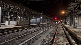 TRENO NOTTURNO VELOCISSIMO  nellENORME STAZIONE DI ARONA [upl. by Etra56]