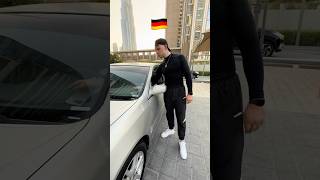 Diebstahl in Dubai  Slavik Junge [upl. by Ennaeirb]