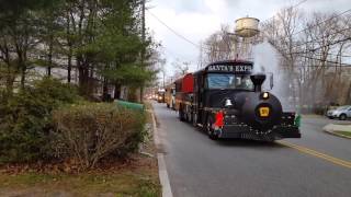 2015 Santa Parade  Kings Park Fire Department [upl. by Fabe852]