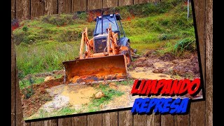 Retroescavadeira Case 580L Limpando Represa  DieselChannel [upl. by Hoffman]