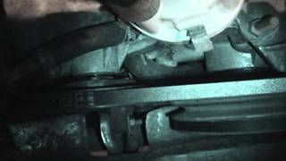 1991 Volkswagen Vanagon  diagnosing oil pressure buzzerlight [upl. by Sset]