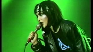 Siouxsie and the Banshees performing quotHalloweenquot live 1981 [upl. by Emelia]