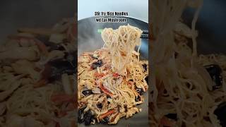 Stir fry Noodles stirfry ricenoodles yummyfood simplerecipe hk kunyanglife [upl. by Arta]