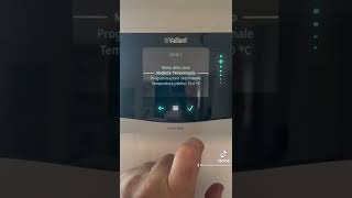 Come accendere e spegnere il riscaldamento con una centralina Sensohome 380 di Vaillant [upl. by Blondell609]