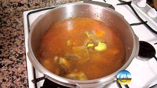 Receta  Guisado en olla express [upl. by Dnomsed999]