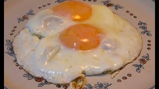 How to make a sunny side up egg [upl. by Rosio]