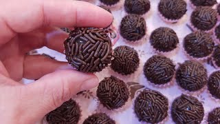 RECEITA DE BRIGADEIRO TRADICIONAL rende 50 unidades sucesso garantido nas festas [upl. by Zollie]