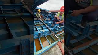 Outrigger cylinder boom repair [upl. by Yetty]